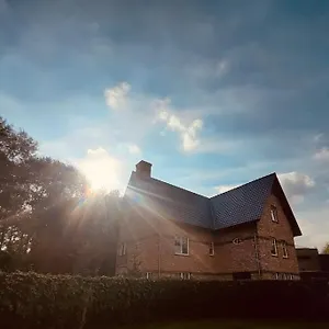  Bed & Breakfast 'southfield': Stylish&quiet In België